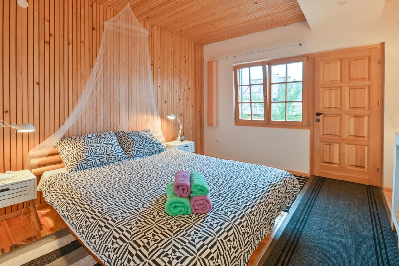 Neva Sobe Sa Pogledom Na Planine Apartment Mokra Gora Luaran gambar