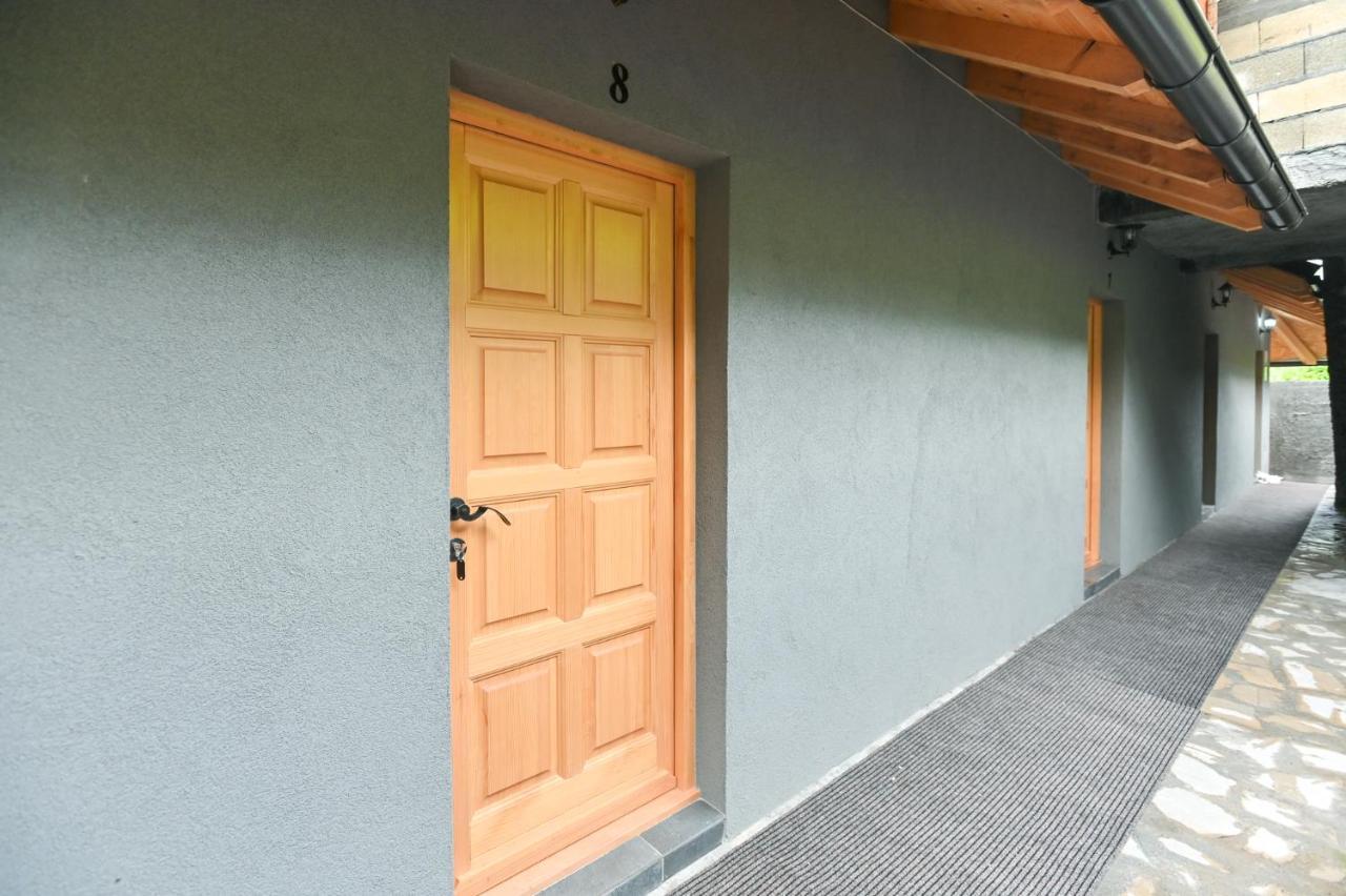 Neva Sobe Sa Pogledom Na Planine Apartment Mokra Gora Luaran gambar